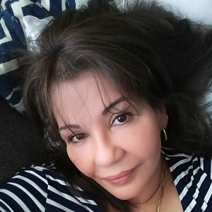 Meet your Posher, Anny